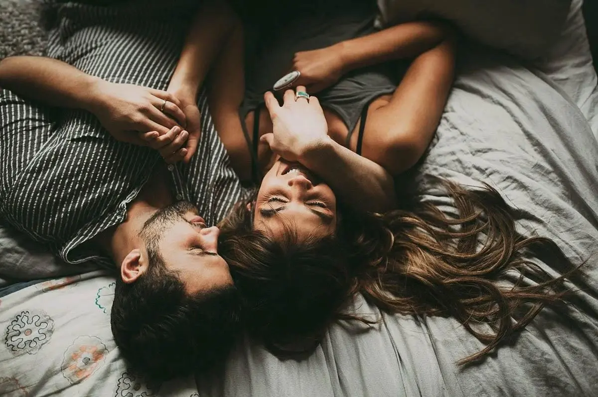 Couple exploring conscious intimacy during a Tantra retreat